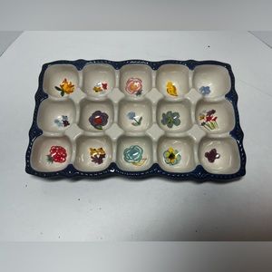 The Pioneer Woman Celia Stoneware Egg Holder